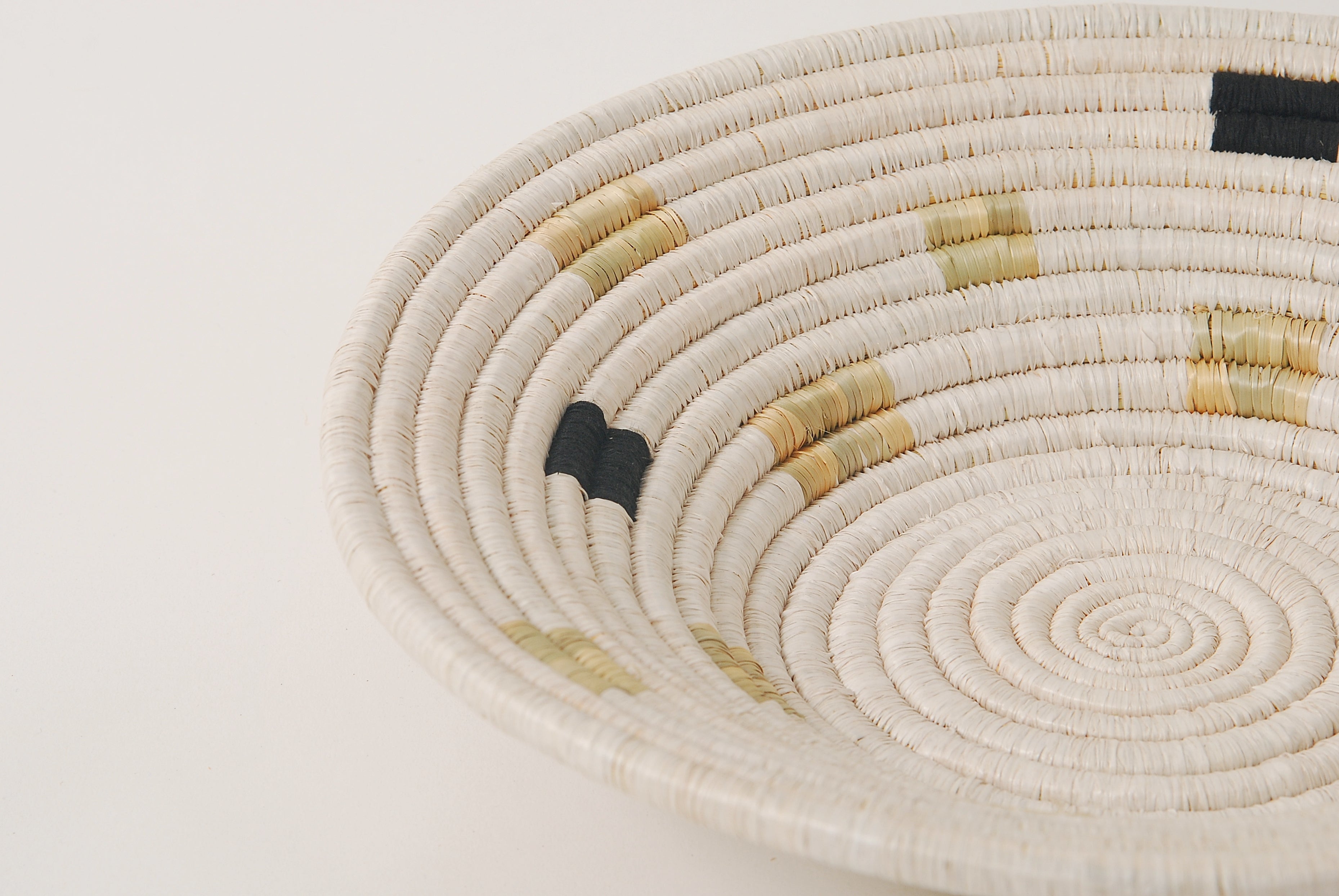 Made 51 Wall Hanging Decorative Platter Ikiba