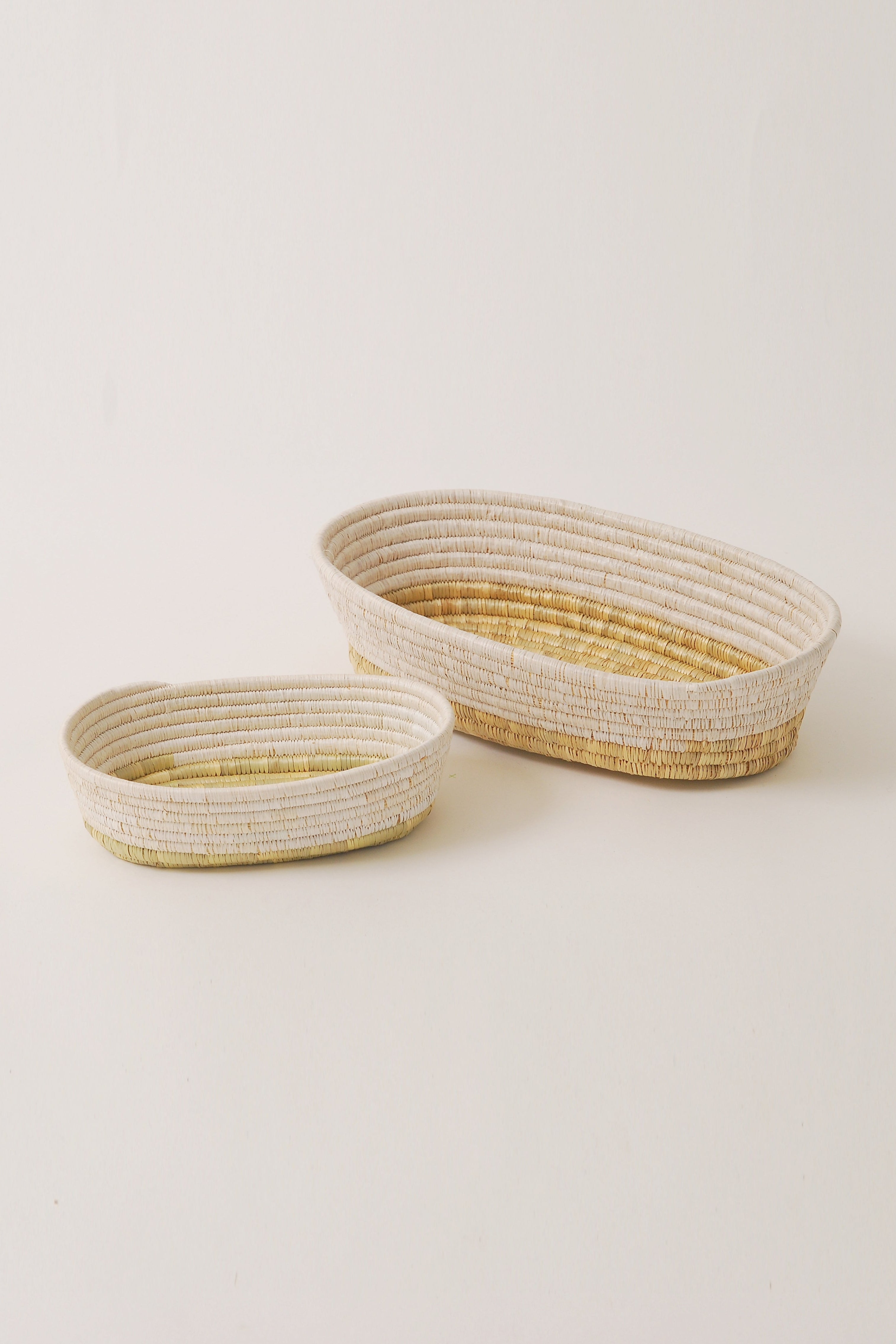 Oval Basket White Accent (2 Sizes)