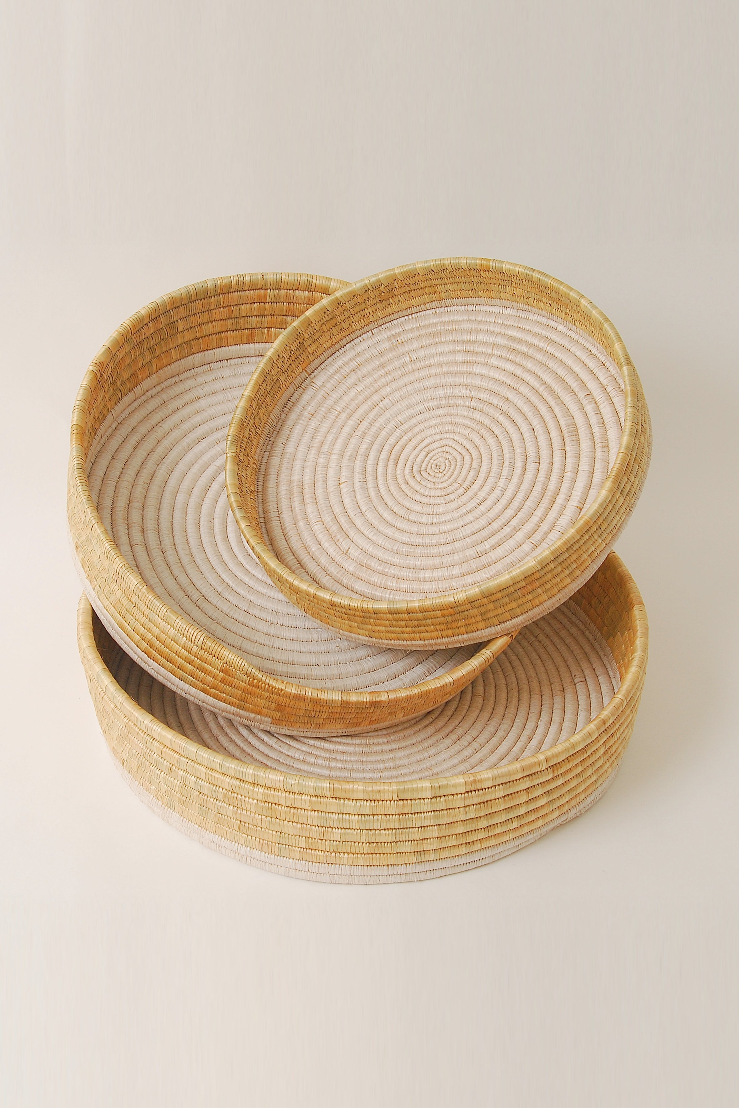 Round Woven Serving Tray