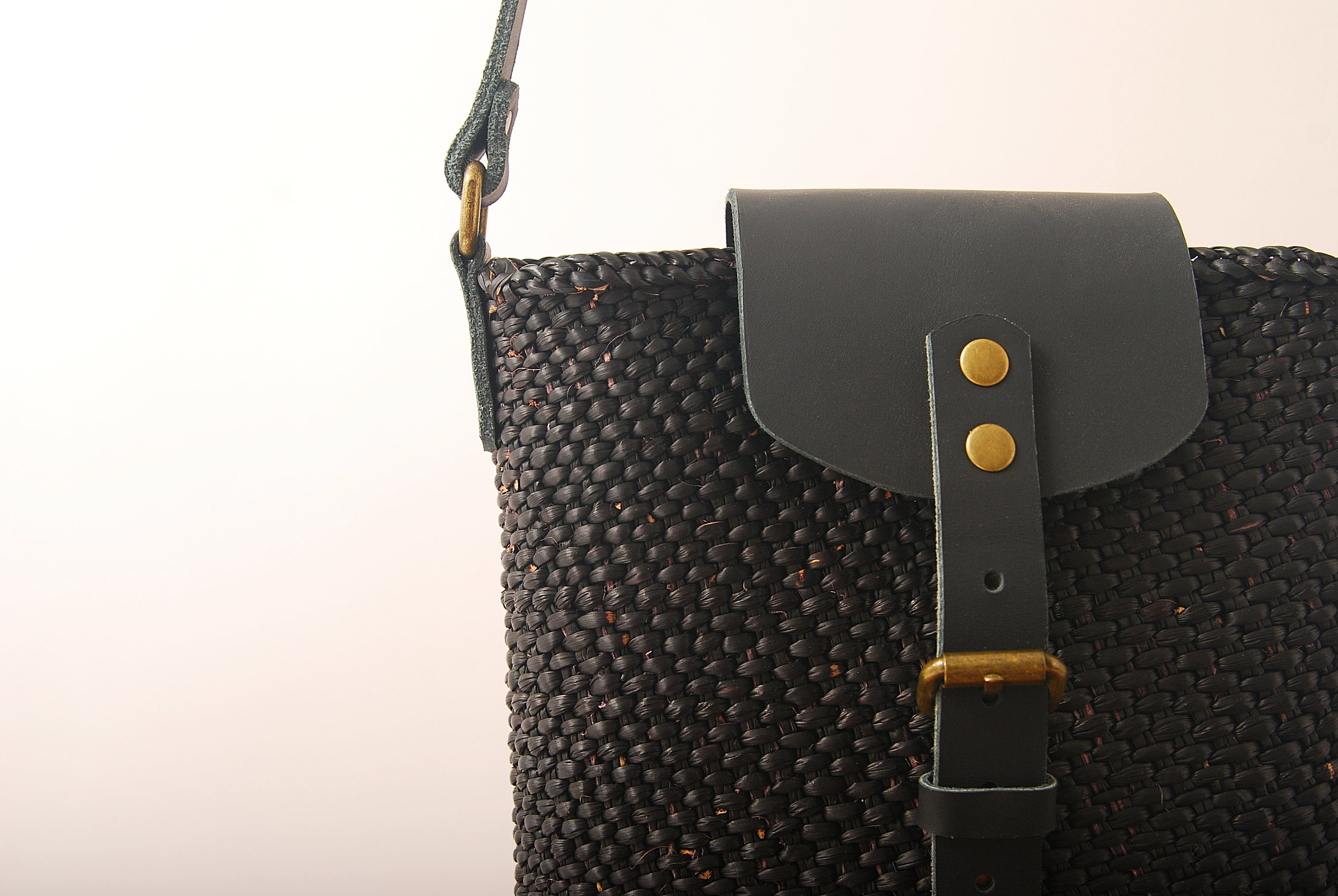 Shukurani Handwoven Crossbody Bag 2 Colors