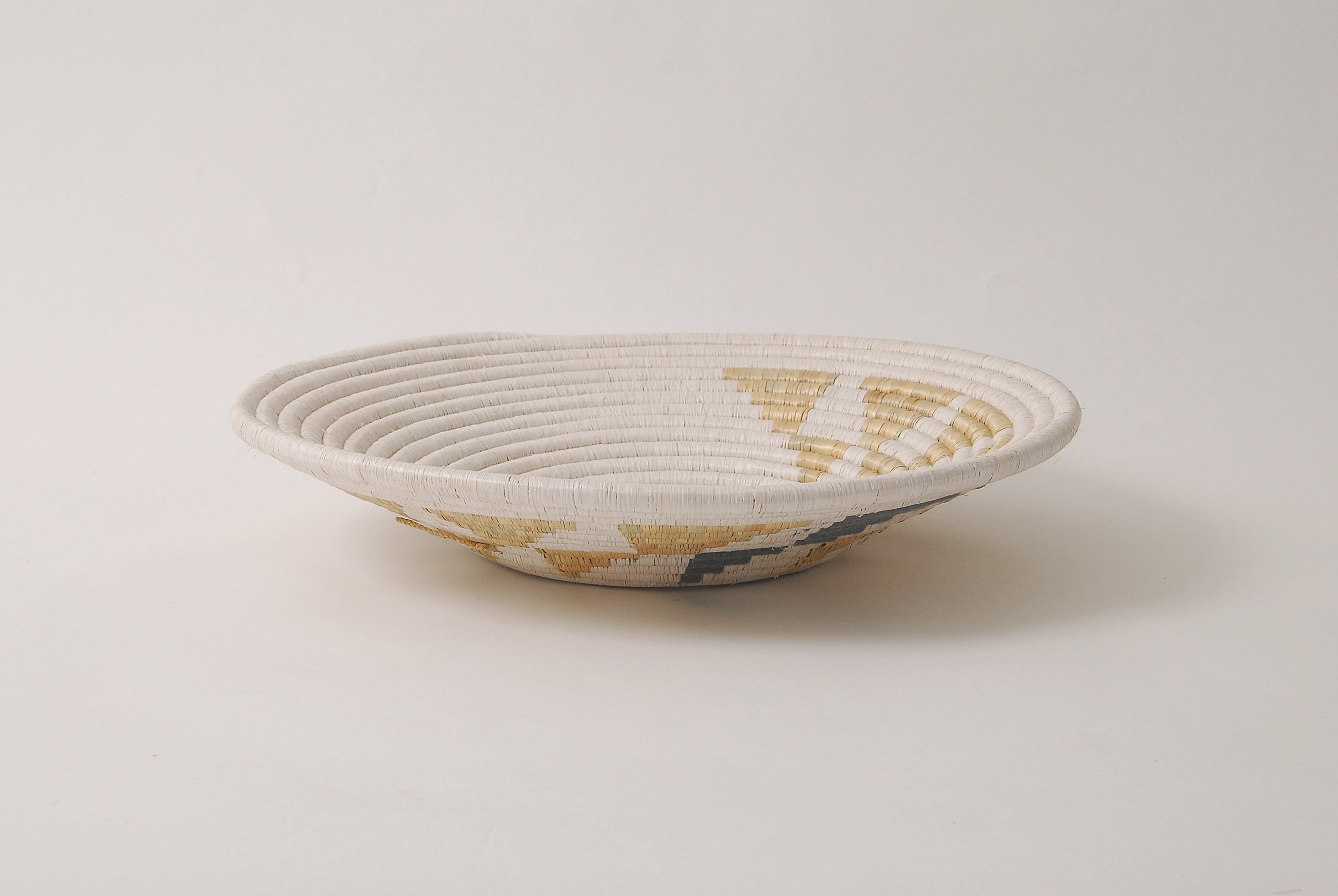 Made 51 Wall Hanging Decorative Platter Inyabu