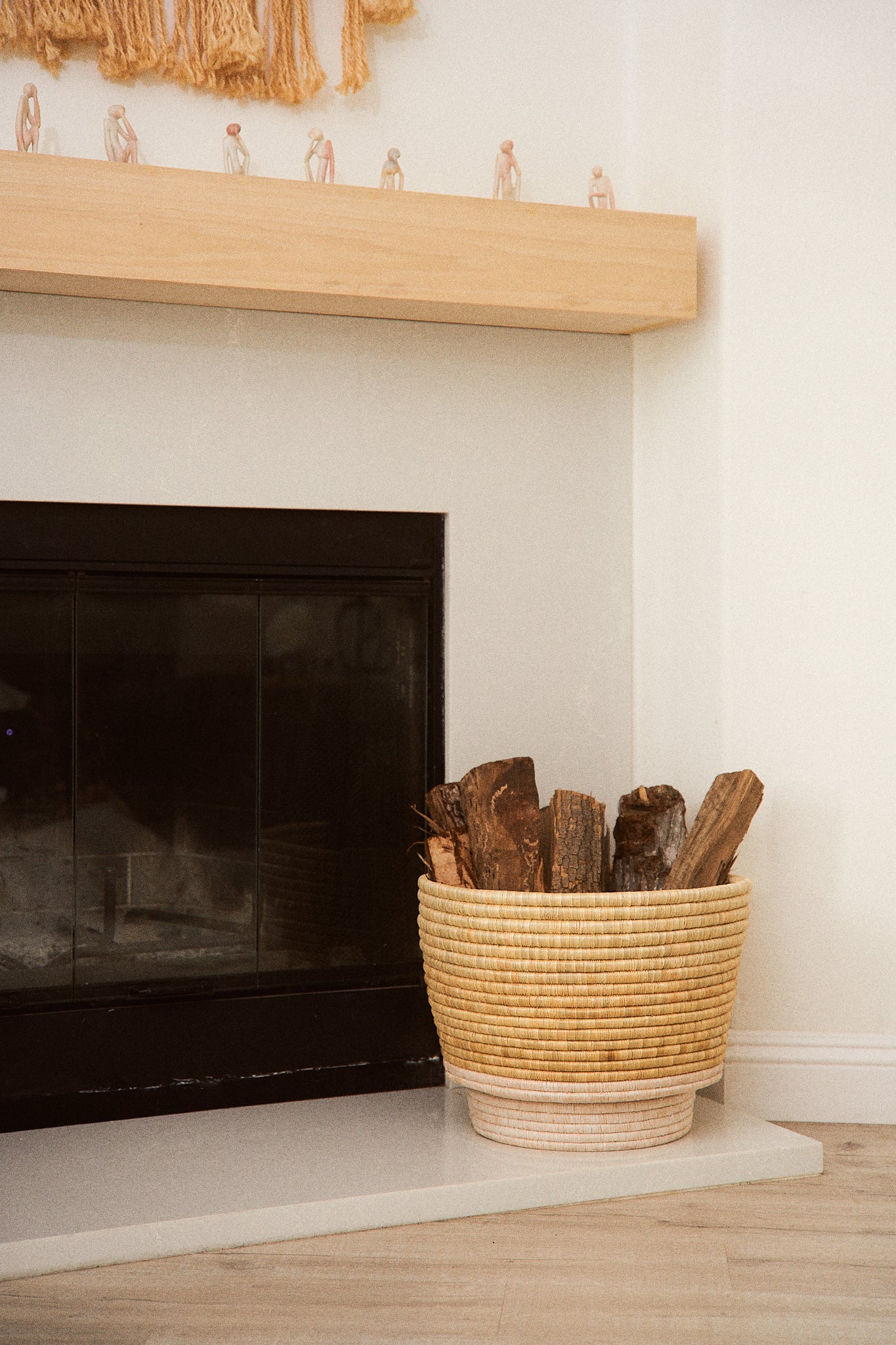 Pedestal Storage Basket
