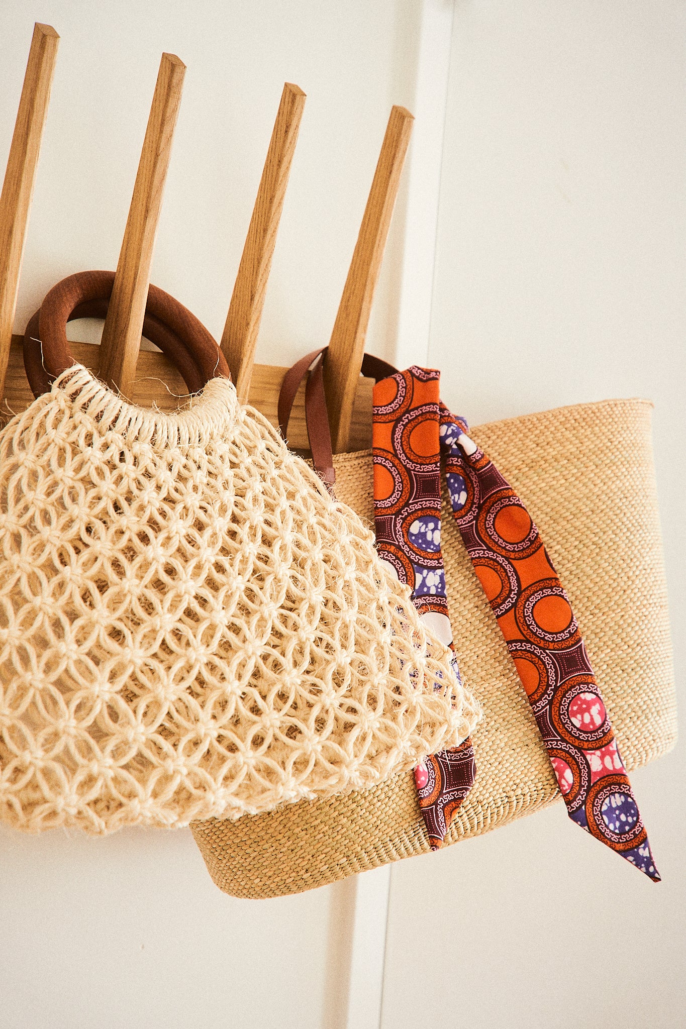 Handwoven Sisal Tote Bag with Wooden Handles – Artisan Made