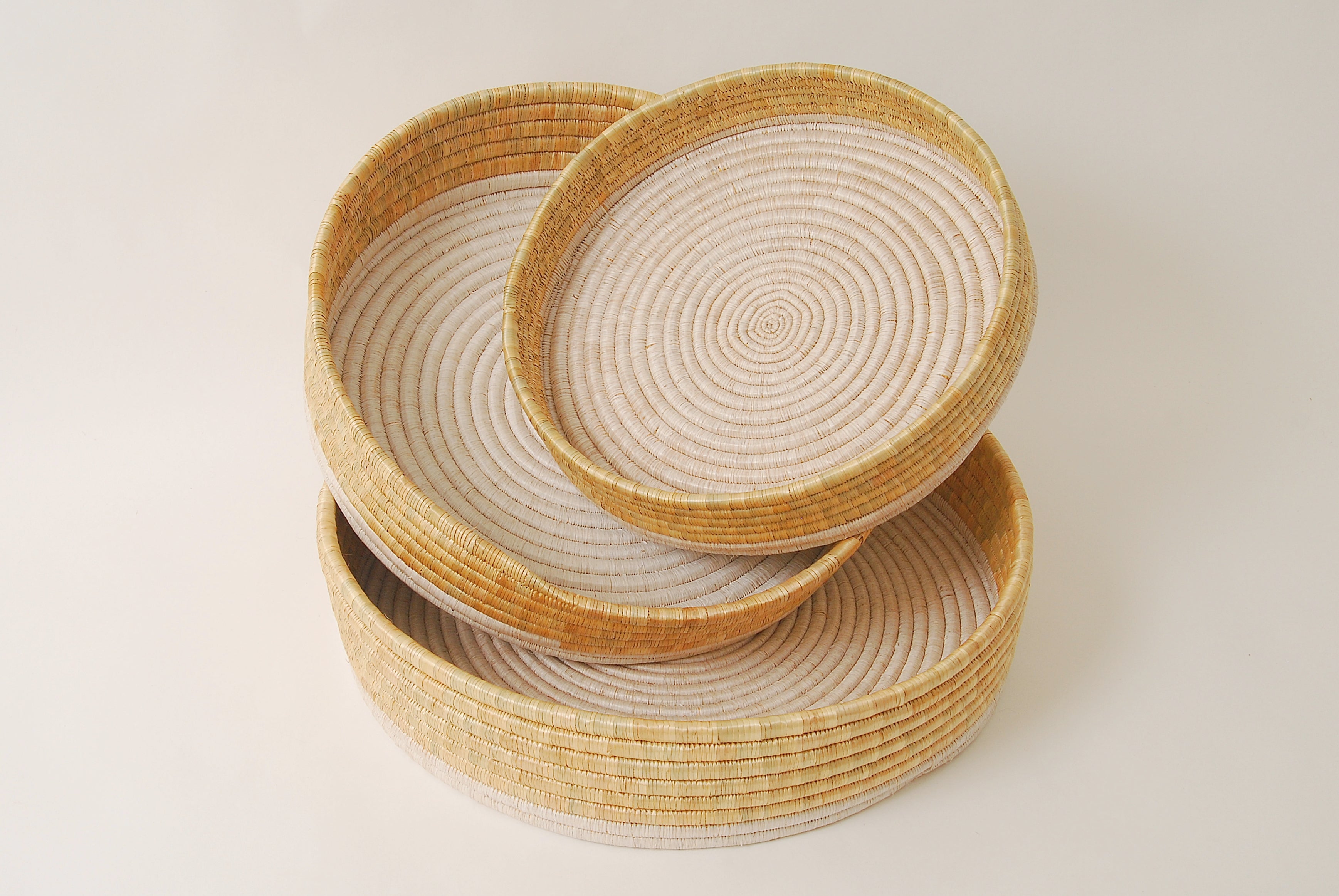 Round Woven Serving Tray