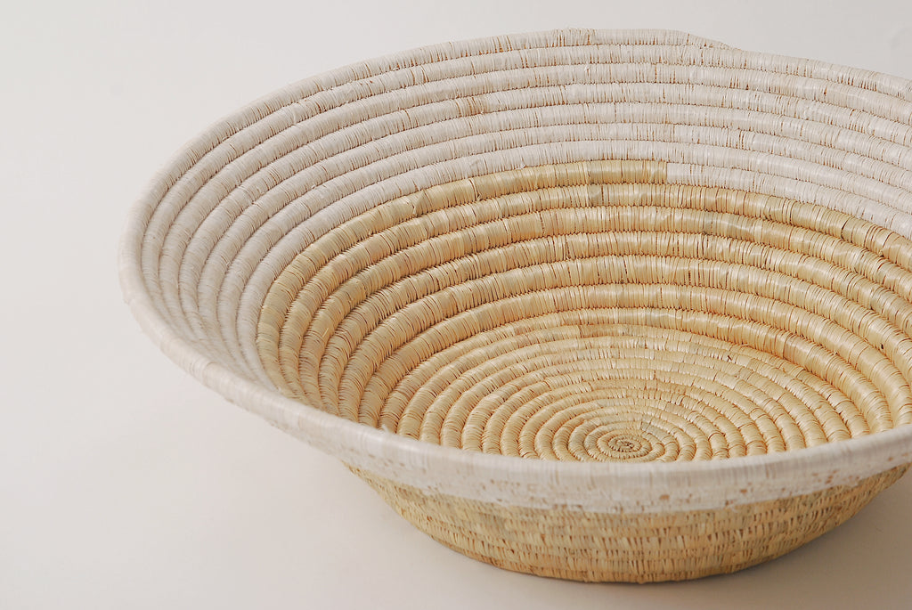Tabletop Woven Basket White Accent (2 Sizes)